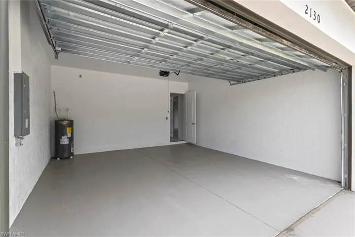 2130 Ne 26th St, Cape Coral, Florida 33909