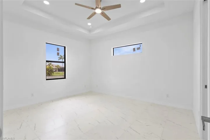 2130 Ne 26th St, Cape Coral, Florida 33909