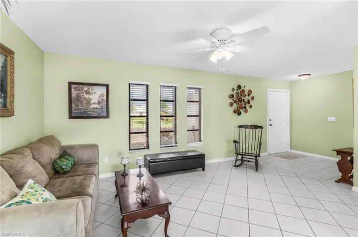 4321 Sw 19th Ave, Cape Coral, Florida 33914