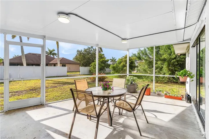 4321 Sw 19th Ave, Cape Coral, Florida 33914