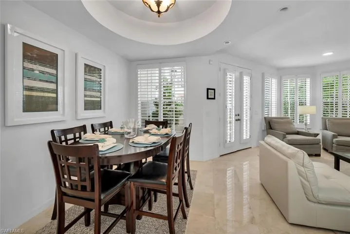554  3rd S AVE, Naples, FL 34102