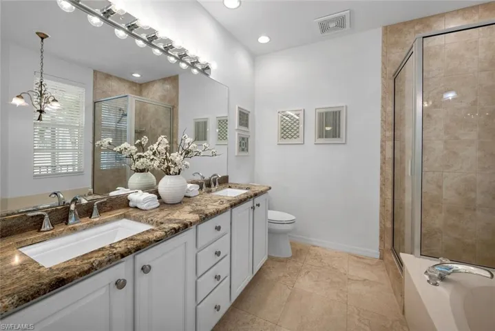 554  3rd S AVE, Naples, FL 34102