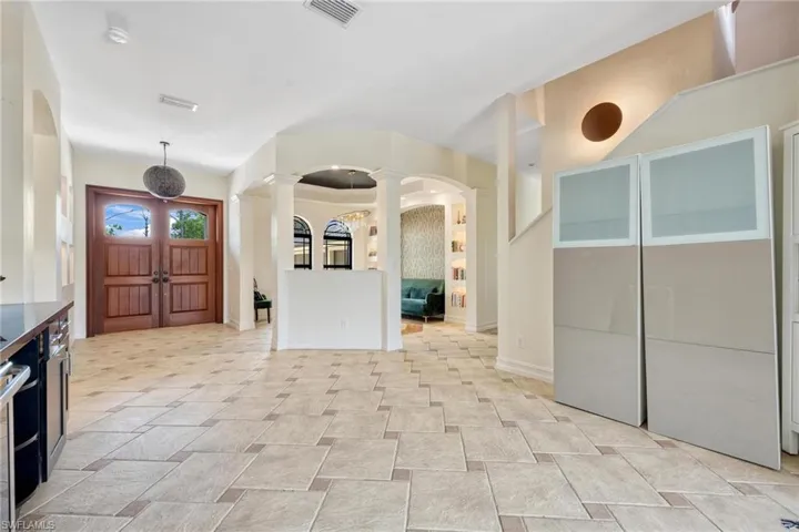3917  La Vida  WAY, Cape Coral, FL 33993