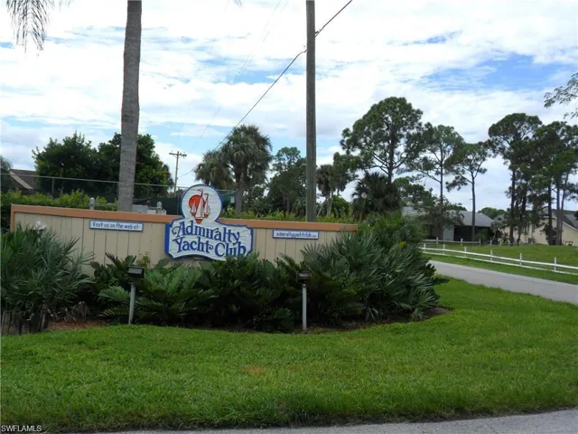 Entrance to Admiralty Yacht Club