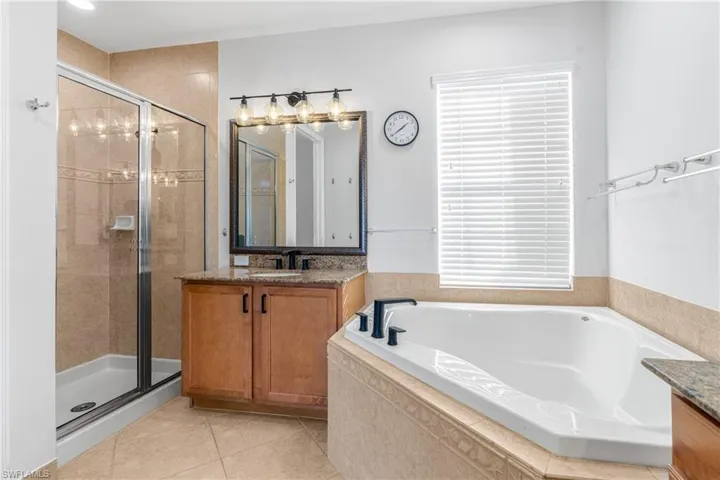 10487 Winged Elm Ln, Fort Myers, Florida 33913
