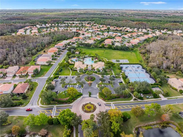 10487 Winged Elm Ln, Fort Myers, Florida 33913