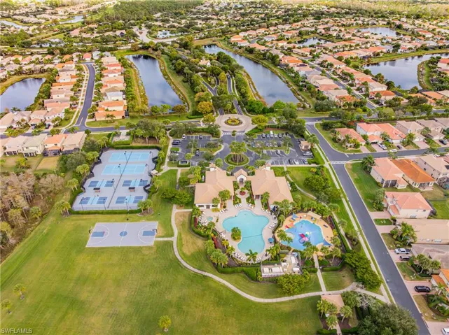 10487 Winged Elm Ln, Fort Myers, Florida 33913