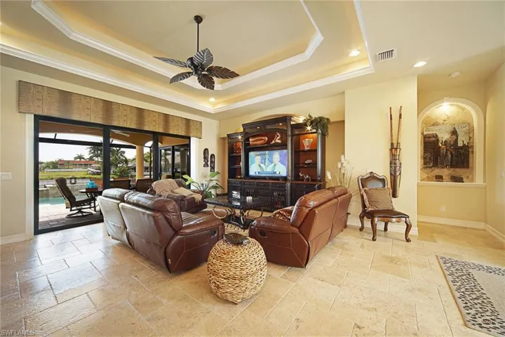 5415 Sw 17th Ave, Cape Coral, Florida 33914