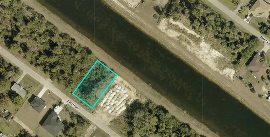 2620 Queen Dr, Lehigh Acres, Florida 33971