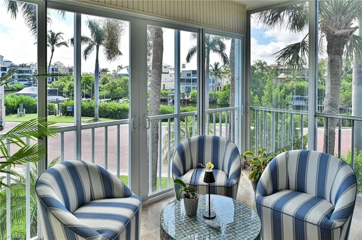 175 Barefoot Cir, Bonita Springs, Florida 34134