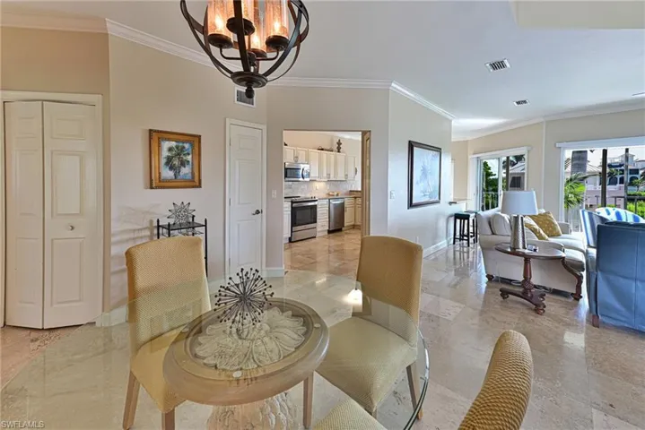 175 Barefoot Cir, Bonita Springs, Florida 34134