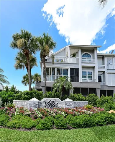 175 Barefoot Cir, Bonita Springs, Florida 34134