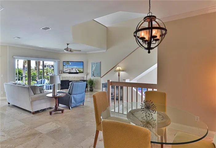 175 Barefoot Cir, Bonita Springs, Florida 34134