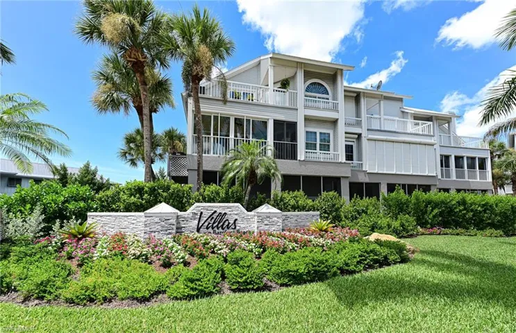 175 Barefoot Cir, Bonita Springs, Florida 34134