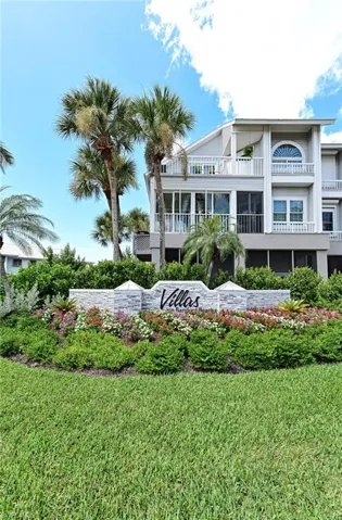 175 Barefoot Cir, Bonita Springs, Florida 34134