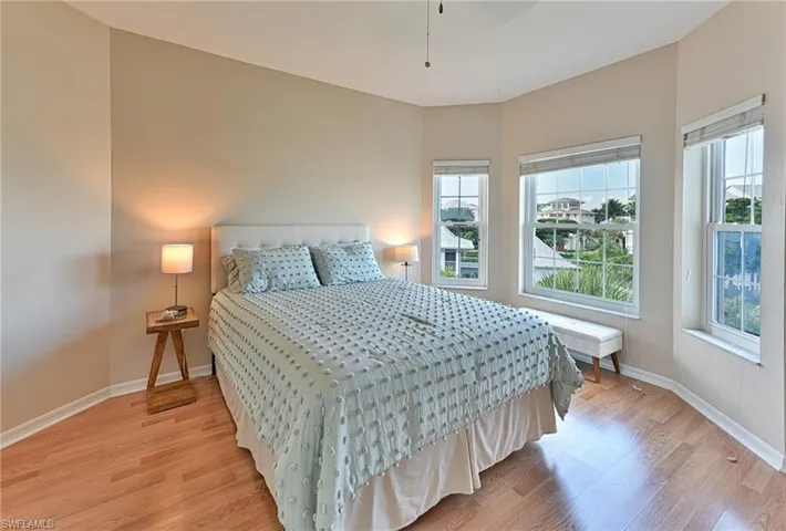 175 Barefoot Cir, Bonita Springs, Florida 34134