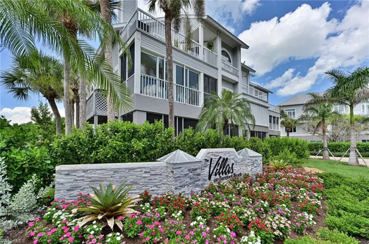 175 Barefoot Cir, Bonita Springs, Florida 34134