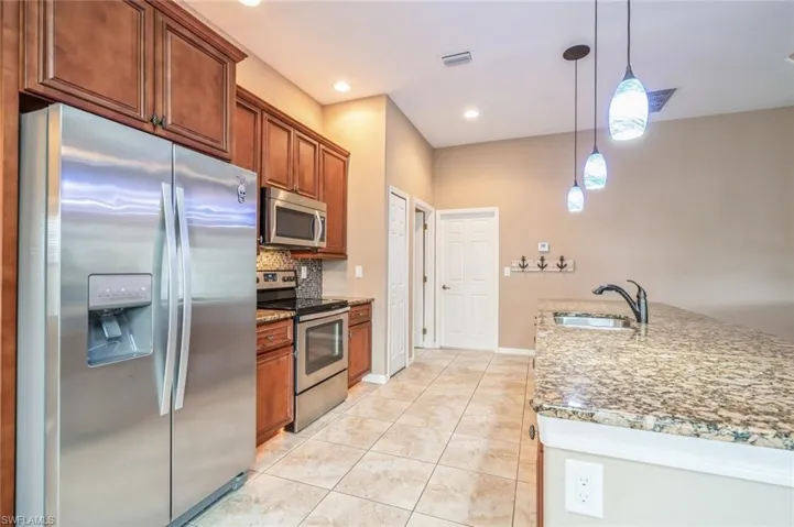 2620 SW 27th  ST, Cape Coral, FL 33914