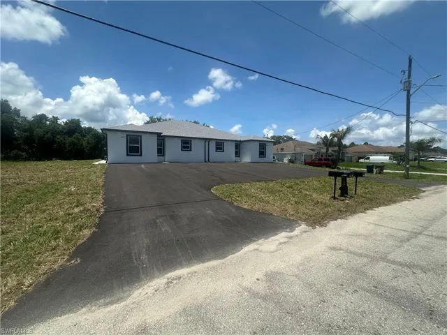 4429-4431 28th St Sw, Lehigh Acres, Florida 33973