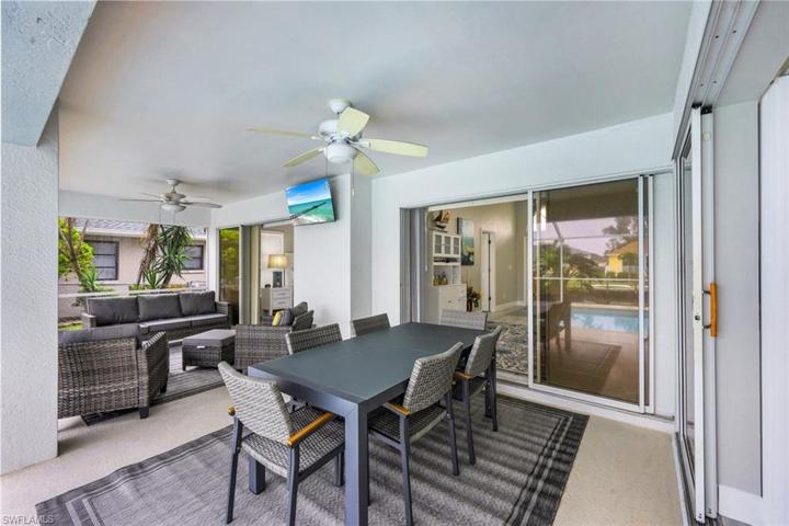 Integrating indoor / outdoor living with lovely brand new furnishings.