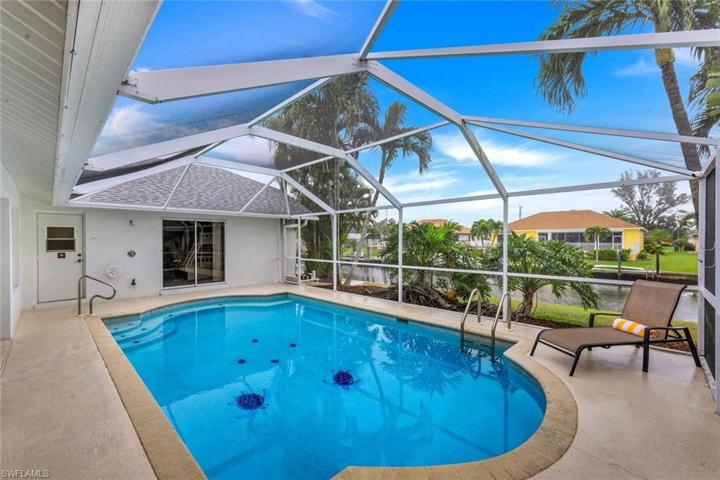 Oversized pool has just been resurfaced, notice the brand new roof, just kick back and float
