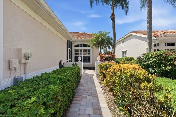 12784 Devonshire Lakes Cir, Fort Myers, Florida 33913