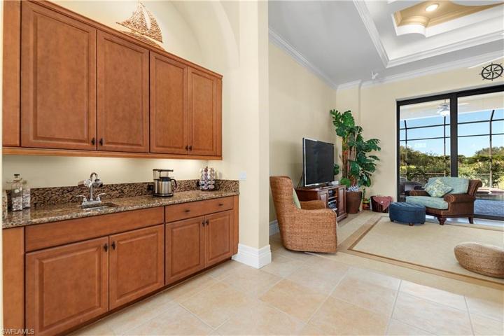 WET BAR