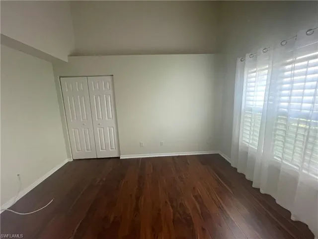 5708 Greenwood Cir 48, Naples, Florida 34112