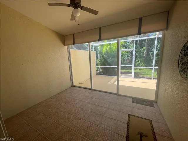 5708 Greenwood Cir 48, Naples, Florida 34112