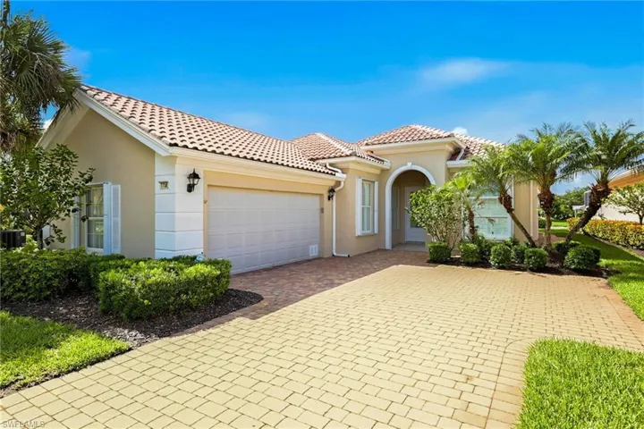 Beautiful Oakmont Model with Pool