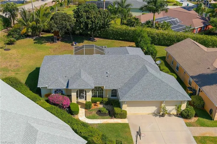 5021  Brixton  CT, Naples, FL 34104