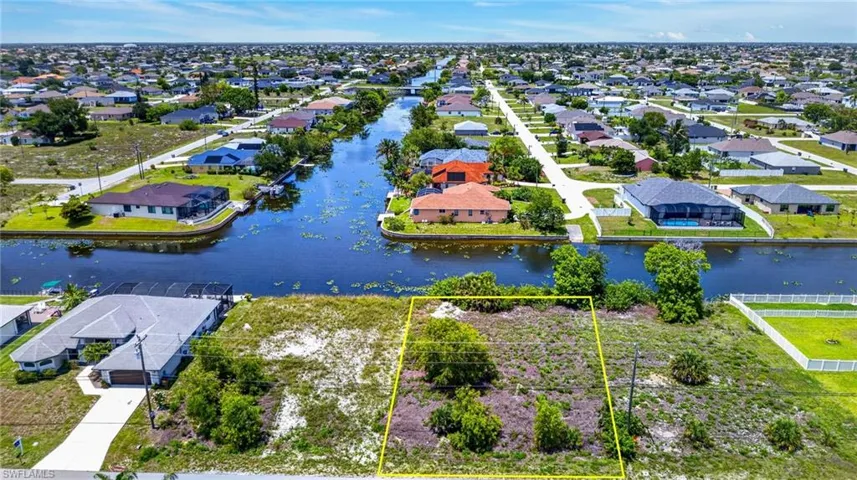 301 Nw 5th Ter, Cape Coral, Florida 33993