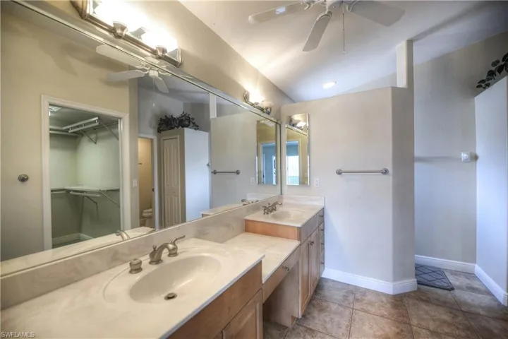 409 Sw 7th St, Cape Coral, Florida 33991