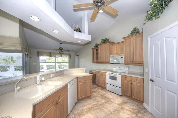 409 Sw 7th St, Cape Coral, Florida 33991