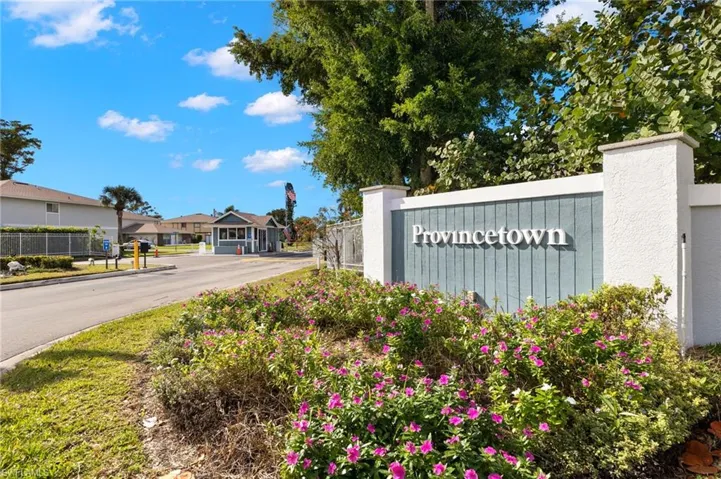 5831  Vancouver  CIR, Fort Myers, FL 33907