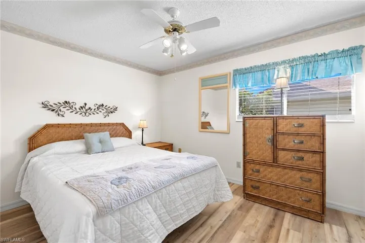 5831  Vancouver  CIR, Fort Myers, FL 33907