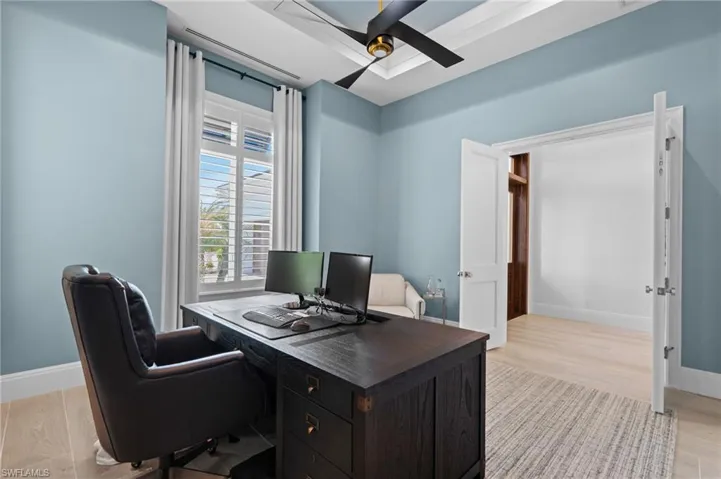 6826  Mangrove  AVE, Naples, FL 34109