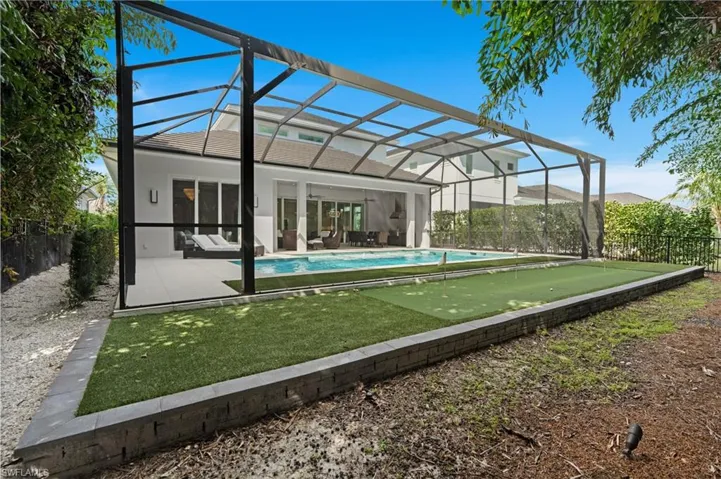6826  Mangrove  AVE, Naples, FL 34109