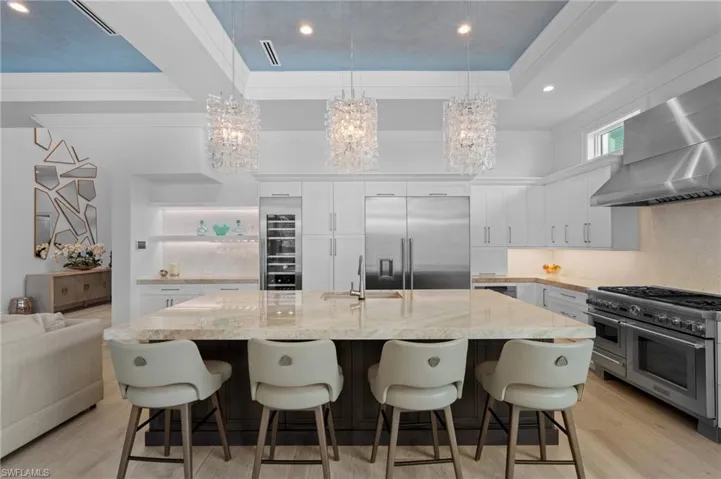 6826  Mangrove  AVE, Naples, FL 34109