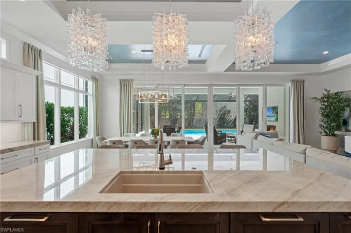 6826  Mangrove  AVE, Naples, FL 34109