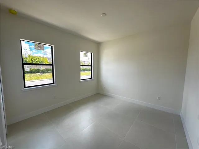 2480 Florida Ave, Naples, Florida 34112