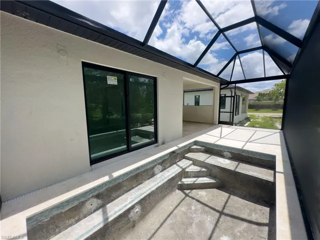 2480 Florida Ave, Naples, Florida 34112