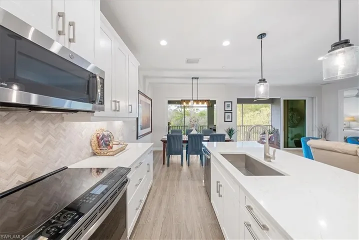 2554  Seychelles  DR, Naples, FL 34112