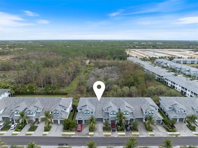 Drone / aerial view featuring a Preservel view