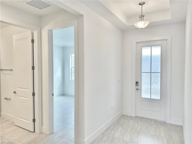 Foyer entrance with Jack and Jill bedrooms
