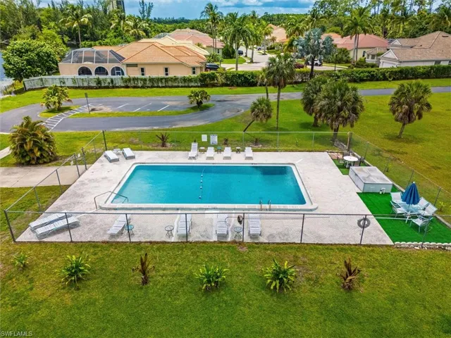 13716 Magnolia Lake Ct, Fort Myers, Florida 33907