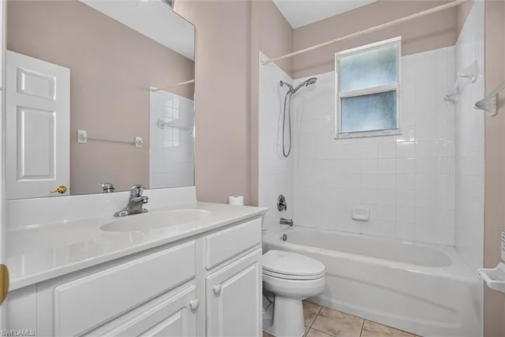 13716 Magnolia Lake Ct, Fort Myers, Florida 33907