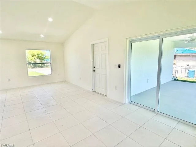 318 NE 14th  ST, Cape Coral, FL 33909