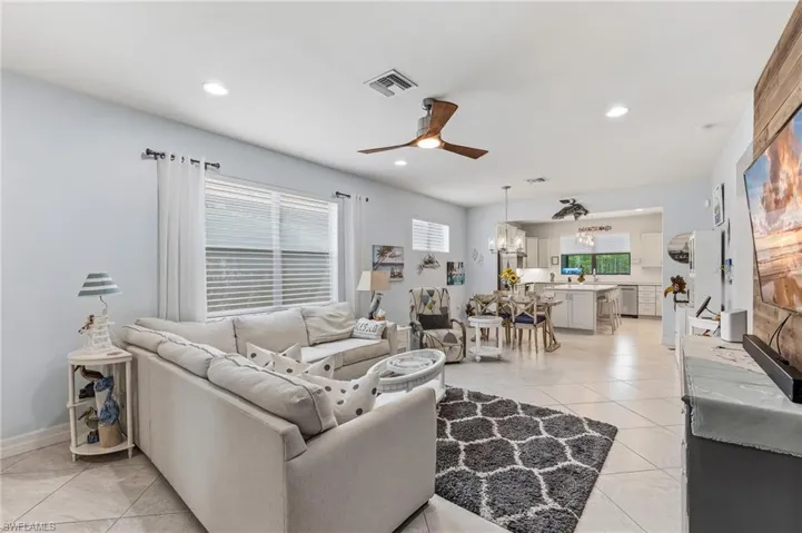 10947 Glenhurst St, Fort Myers, Florida 33913