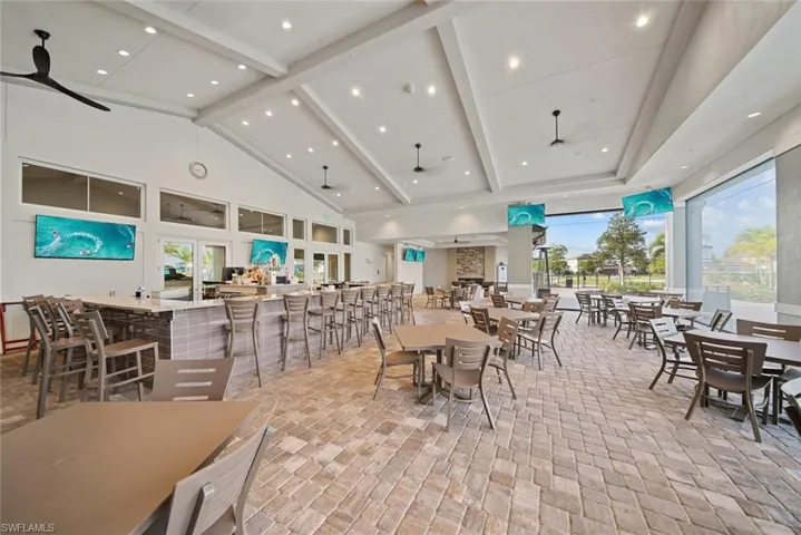 Outdoor Bar and restaurant